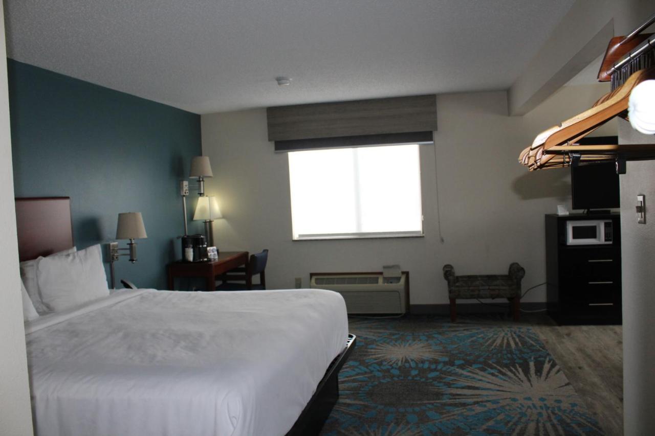 Reston Inn & Suites Spencer 외부 사진
