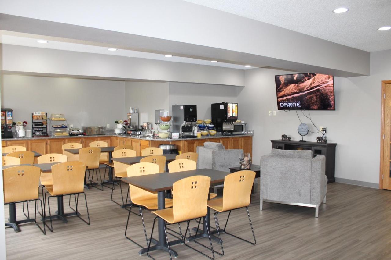 Reston Inn & Suites Spencer 외부 사진