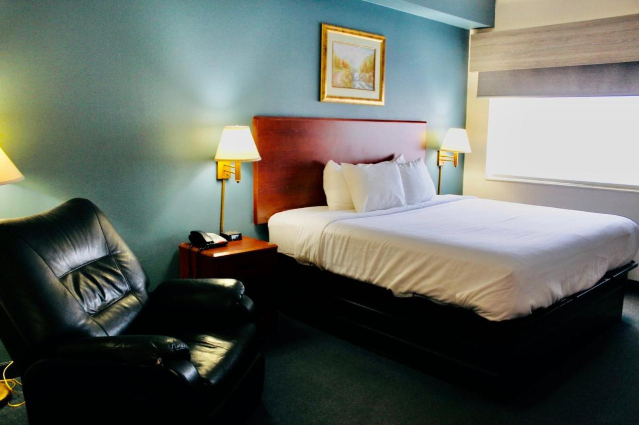 Reston Inn & Suites Spencer 외부 사진