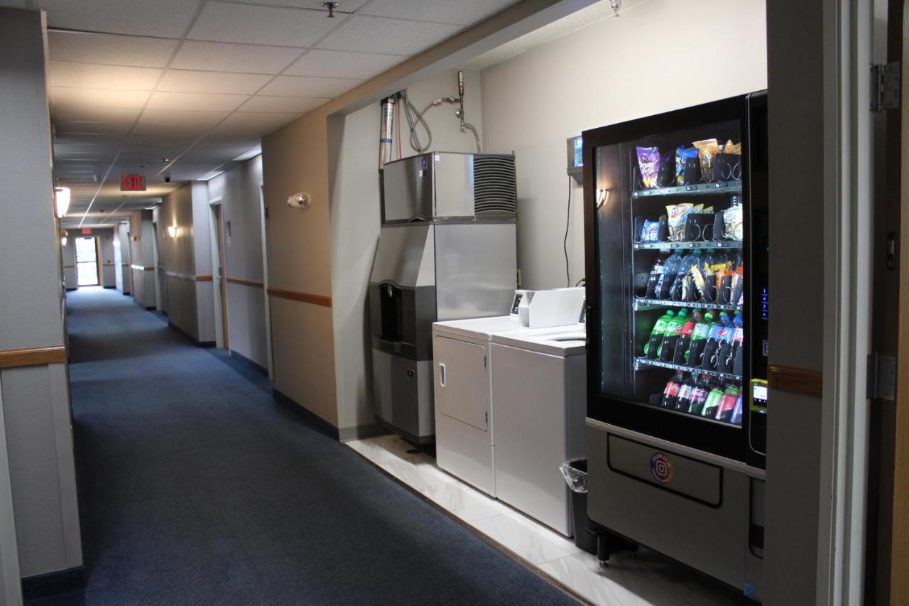 Reston Inn & Suites Spencer 외부 사진