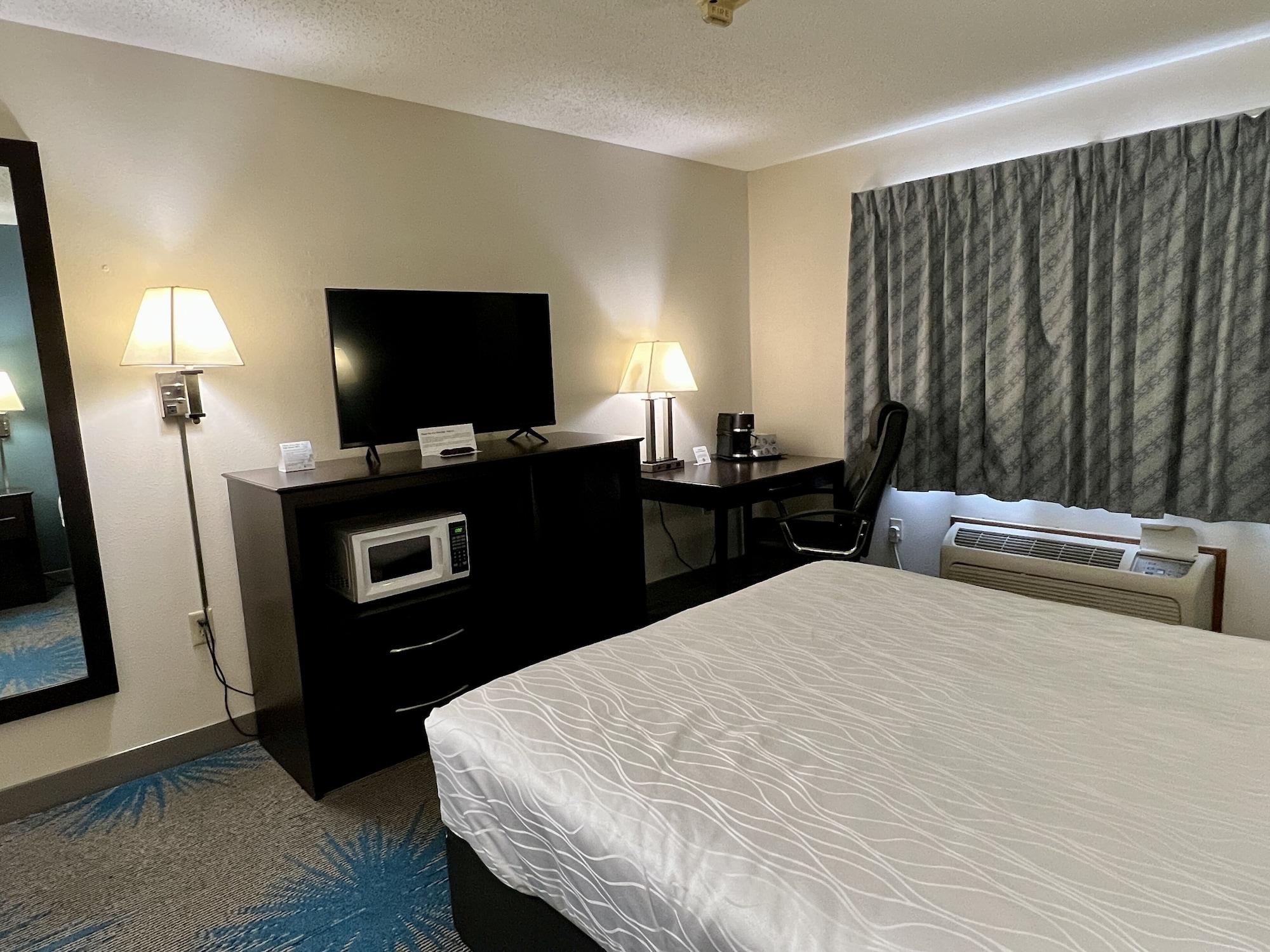 Reston Inn & Suites Spencer 외부 사진